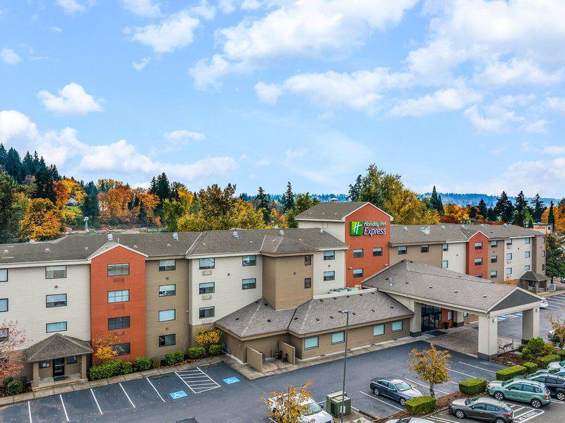 22C10FA45B4D4EB2FB448705616ACA11