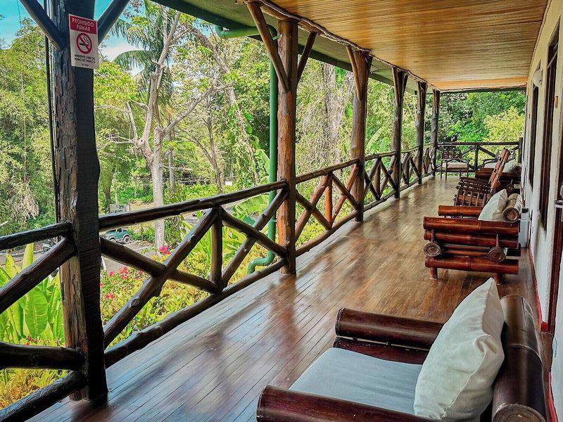 F1989991FEA3216F29FB35E168C0C7EB