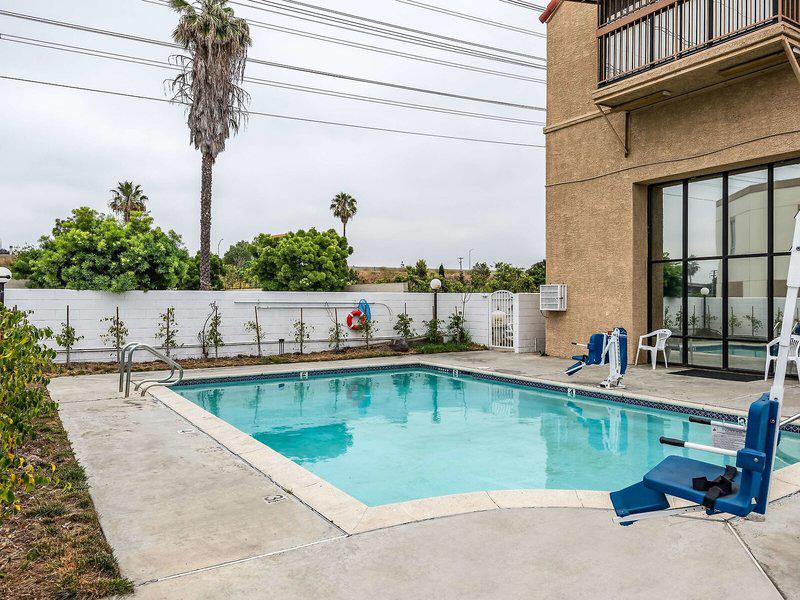 93920FF2A5A5D3004F95171D14458A56