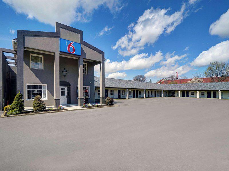 71D3AF15BEECDFB8C7D5832E19A2EC96