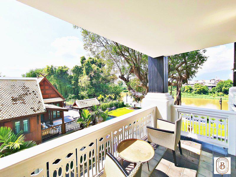 956ECB901B9E7B8A8F5B7CCC034B0C62