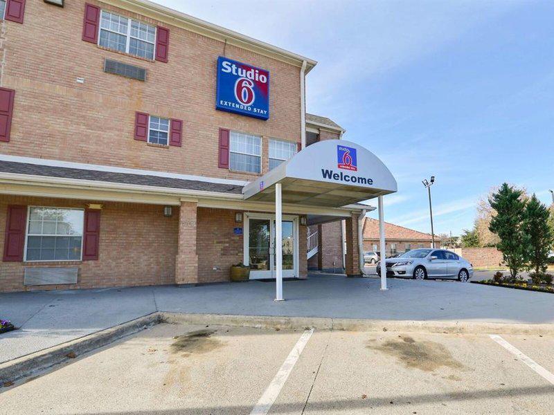 123F1B87CCC5FDCDB14F4D5D9992E554