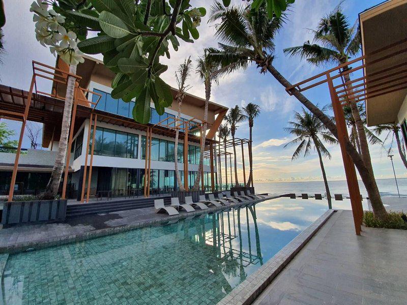 Eco Cozy Beachfront Resort Chaam