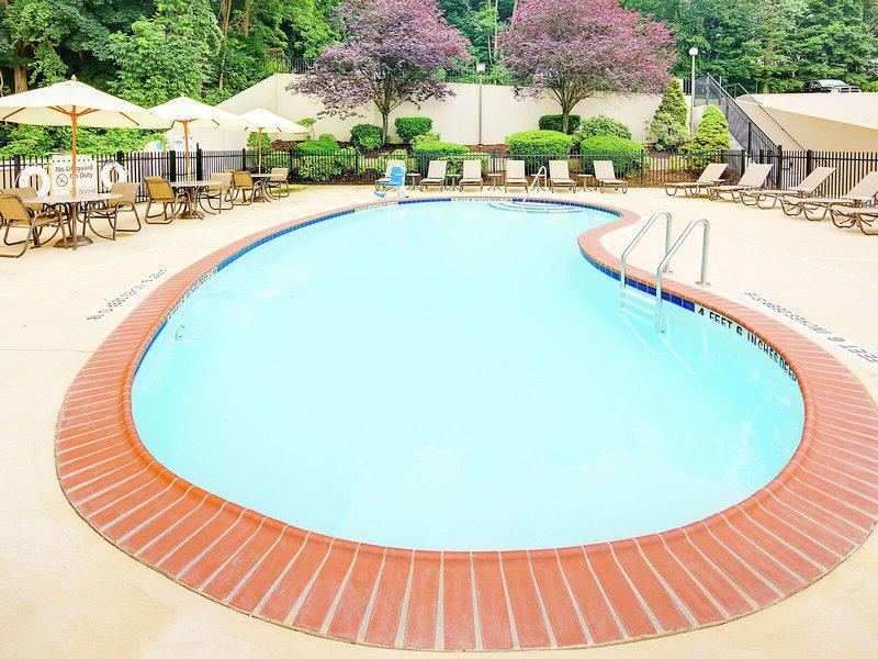 7C5766DB80126ACC1D0CAA5884C6232E