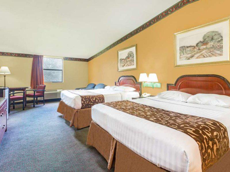 10960D6227FEBD6B42018CEEAAF12BD1