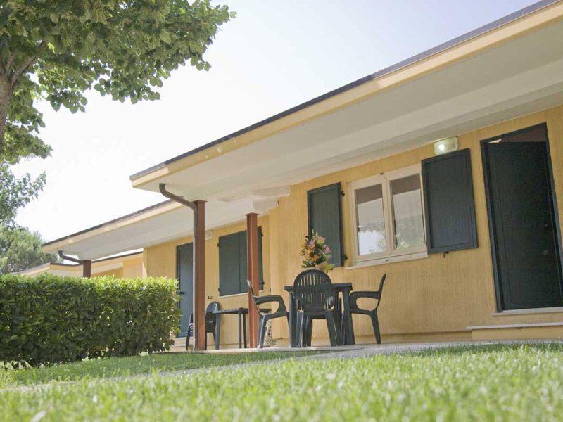 104D33BF05930AA5A3C189F45E184F5A