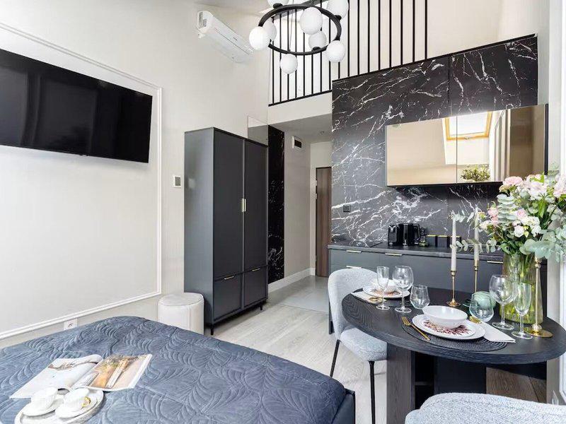 0886F10C3E6D0C90FB88F07810F451F1