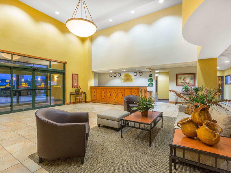 62A71E77E8F64124AC0FFED11355228D