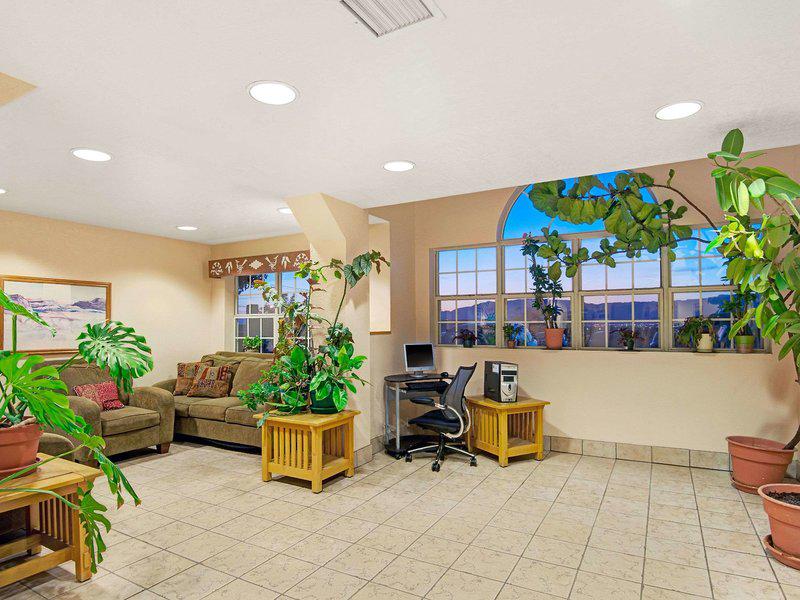 9C320405D2B6C69C21877959D1EEB360