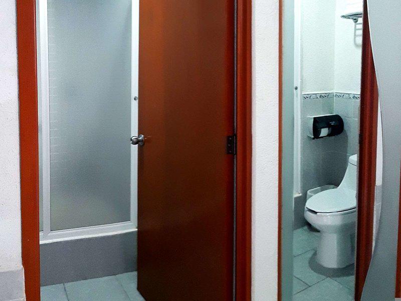 F6F3B7610A96C2BBBBAD9AE552D4D8EC