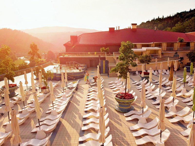 1CFBE59CA7844DBAADF38F627B6CF9A6