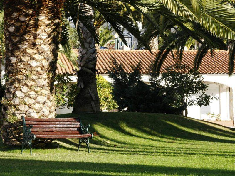 9C4837A61A94731A2D7F3F59CAC5EC27