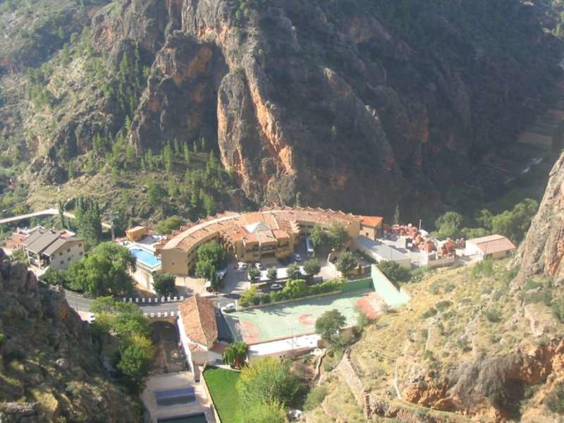 A964C1A817B17D5DADDE827510DEE091