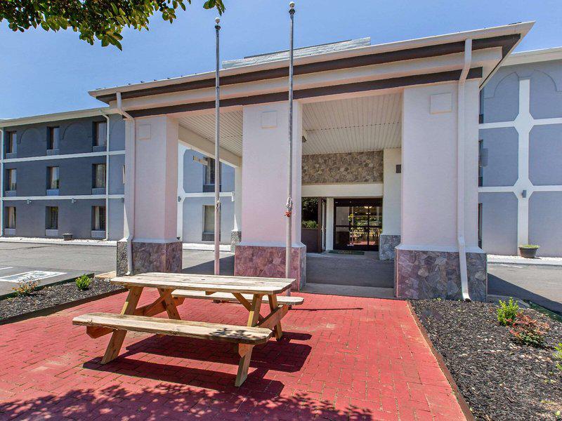 EF7B497B74B1E0FFD8423EBEEDC96F28