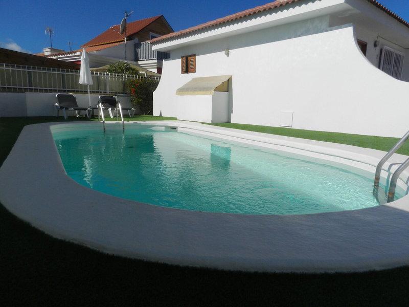 21769EB58299CE29645D0FD717C6F39B