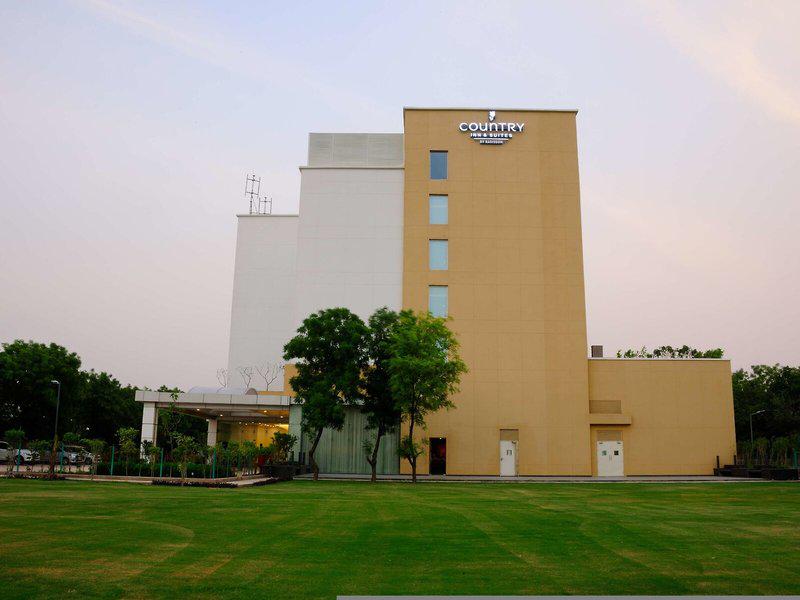 D93A9AF8E473B04D7D6E713E53B0034F