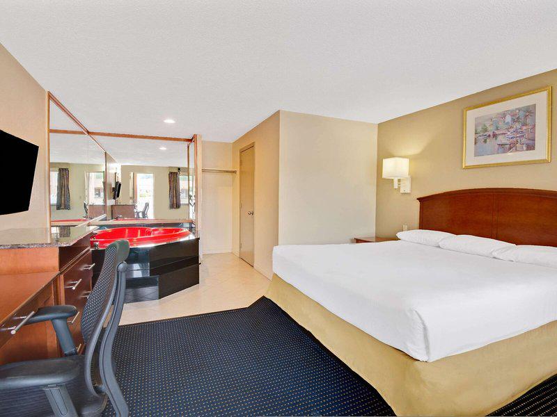 6E648E95BCA7CF0BD686AA14BDA361F7