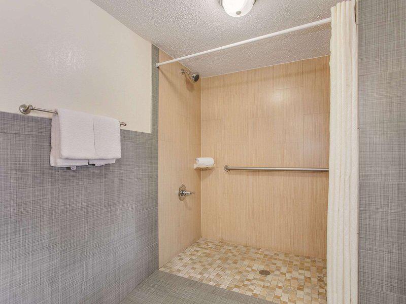 38248F126F2B2FD3DB3BC765C59836EB