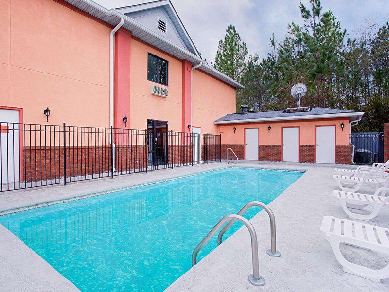 25FCD84145BFE3845D36A803961F6CA4