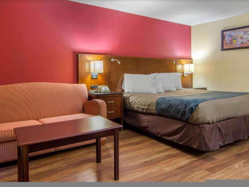 407660E05735DE00A30D5D1E2E17C65A