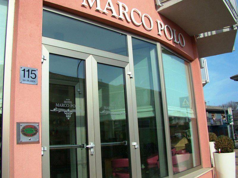 CC1AAB08196B3497B1AF2B14581CEC2D