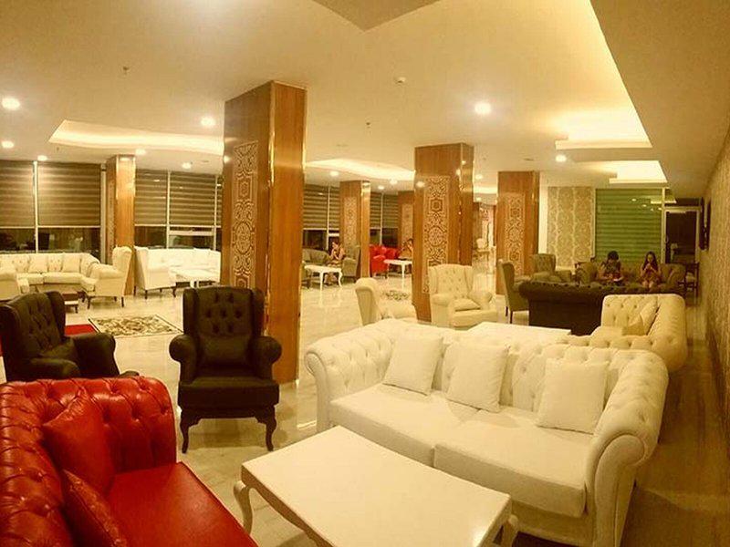 C990C44C20997D7E3747B7EFD2B5448F