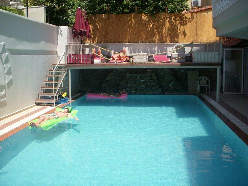 550A99E3884FCDA276D03A0F9640A8CA