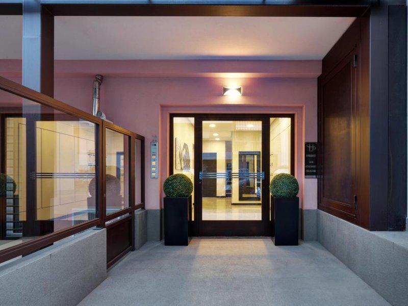 9FE33161139FEF8F4130A24B63DFAD02