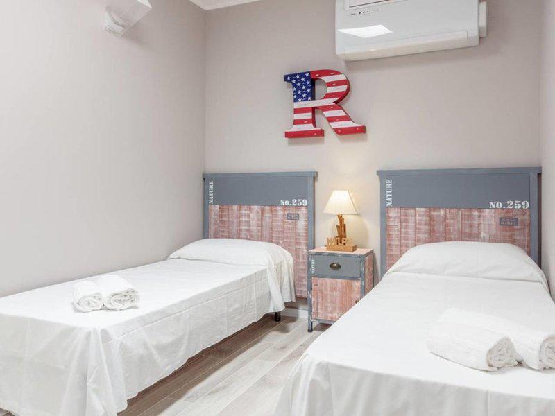 F5CB2449BB090CBF7E1E2C2C18F4BBFB