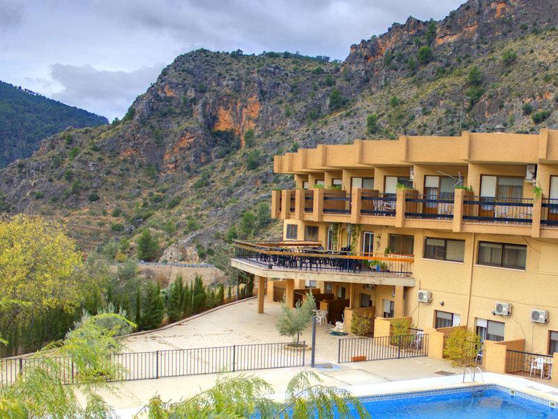 E0A2DDDBEB3B2CDB46B3E72E0E738E05