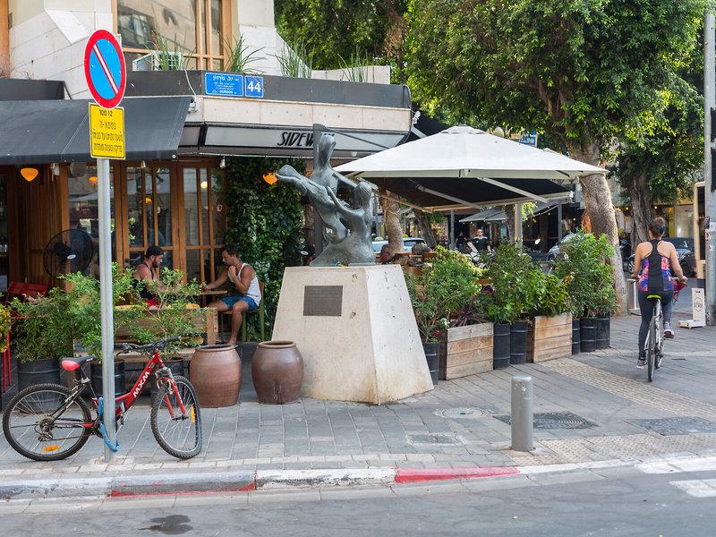 2F8166D4A11910A622F48BC0DF2762D6