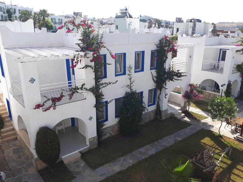 8D8CFD90D6835425314E585E7728672A