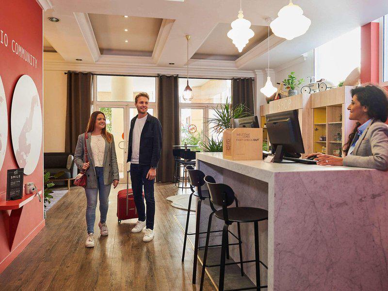 09FB073039C859BF2D0FB08BF7D89F43