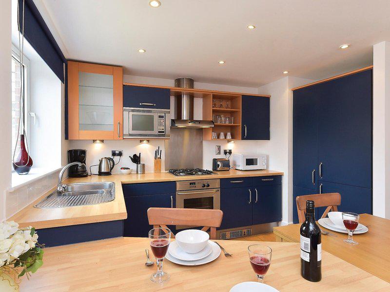 FC1525FF5F16242A2D85B1AFA546DC7F