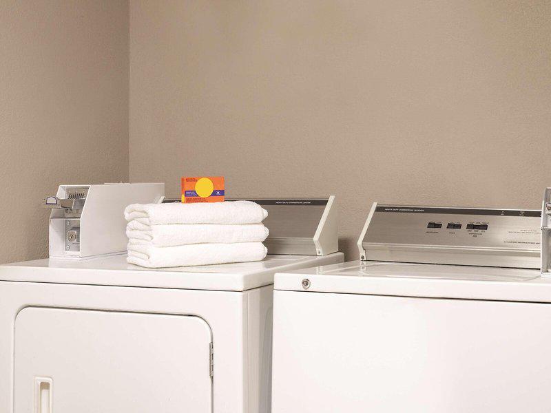 D6E80D56C9D932EAA9853E3C800FC873