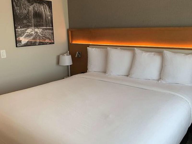 898302999D35EEC426478E8C482DE9E9