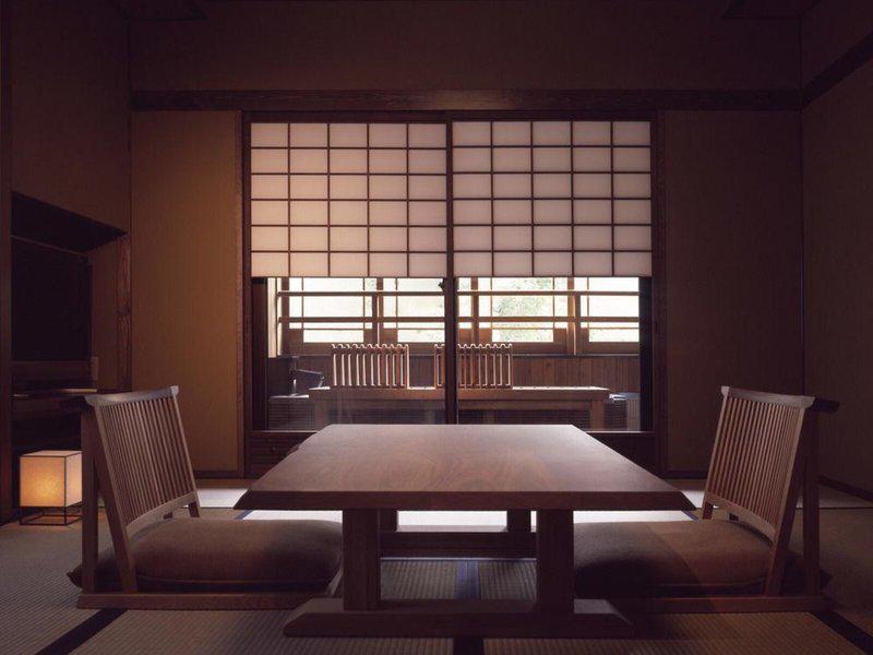 FC024786CA1084E8E06952A31F50E043