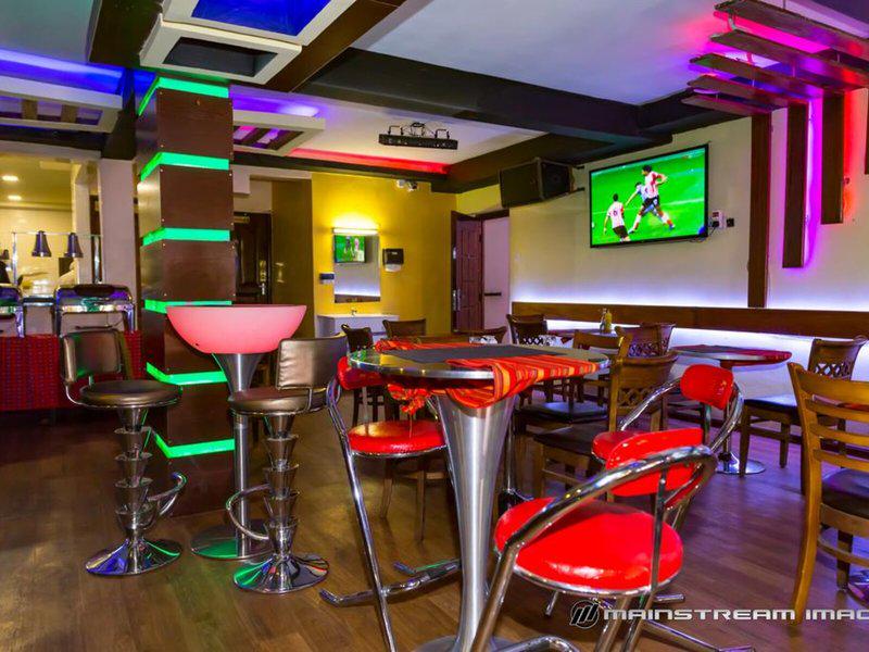 FA12779A547E12D9A8D17768F73E9D92