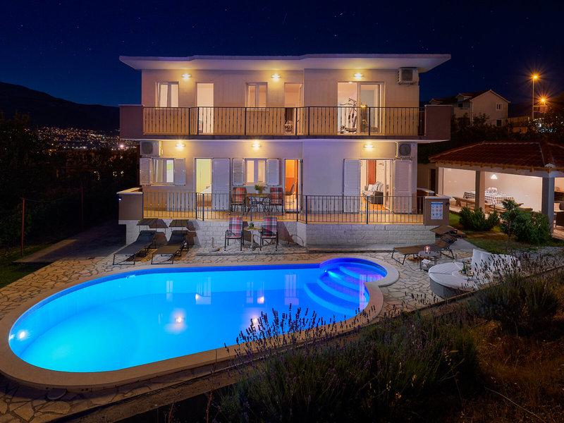 4183729B383EF334F00A7CA1D9F213D7