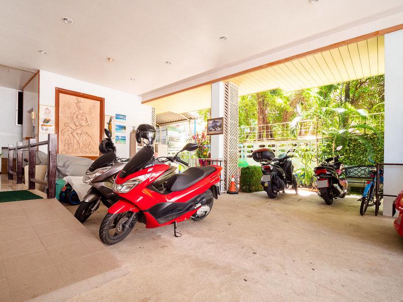 DC4E422713B230EB9DFEB0D8FA09F215