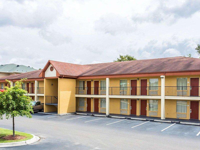 EB9BAC241F40A5BF097F4DE2B7694301