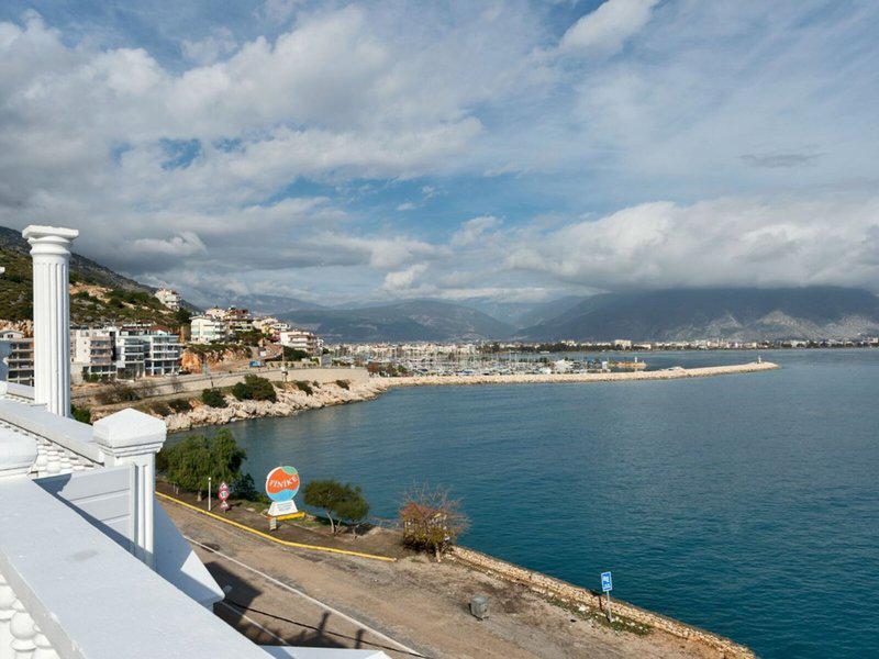 598D3C977A1EC8C0F816723E4B5BC5C8