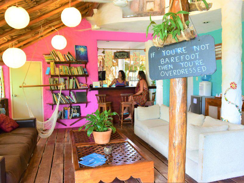 72AEC74B472880137BFD945E806B5896