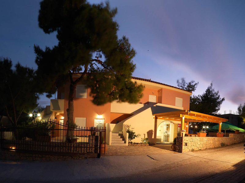 17C011BB2891B0F7937807DF763A39DB