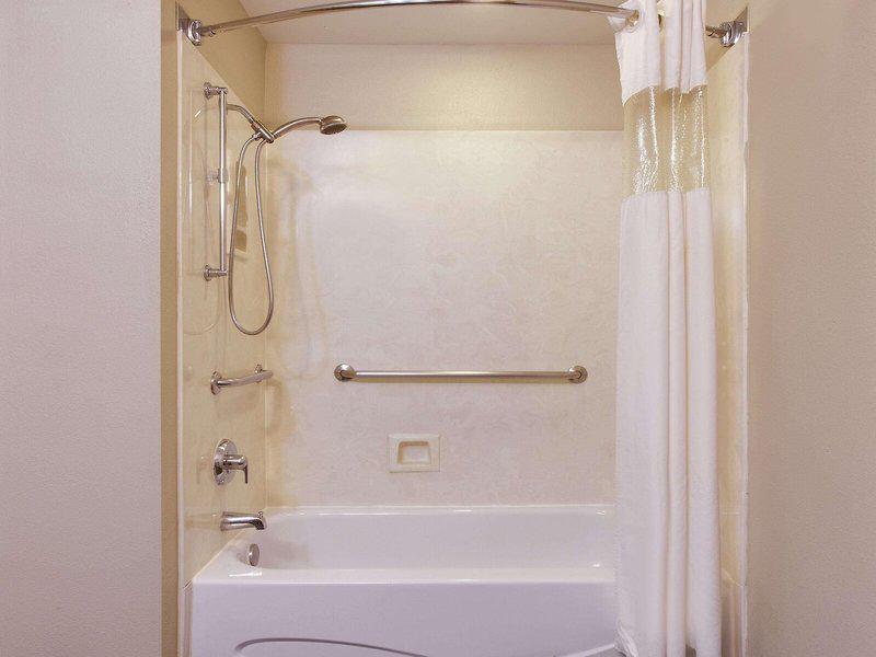 7F9F90CEFF2E4AADB24D220E883DF35D