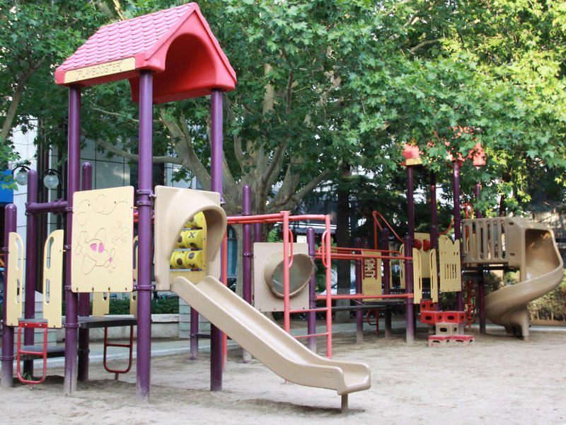 2137FF1D9CDC74EF271A01DD8EE2CDD4