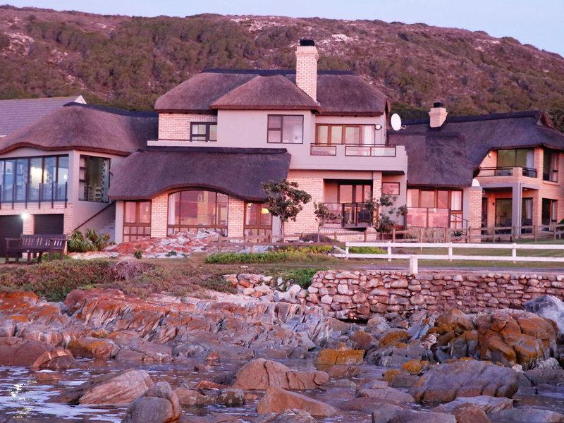 64DE8817F259CFC0979EC0897F891B36