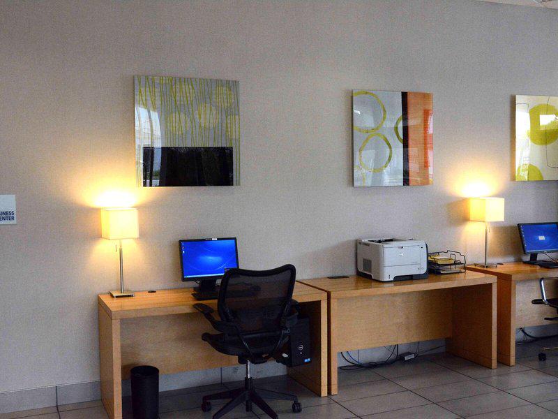 41AC1987F0191A9900AD03324CBC281F