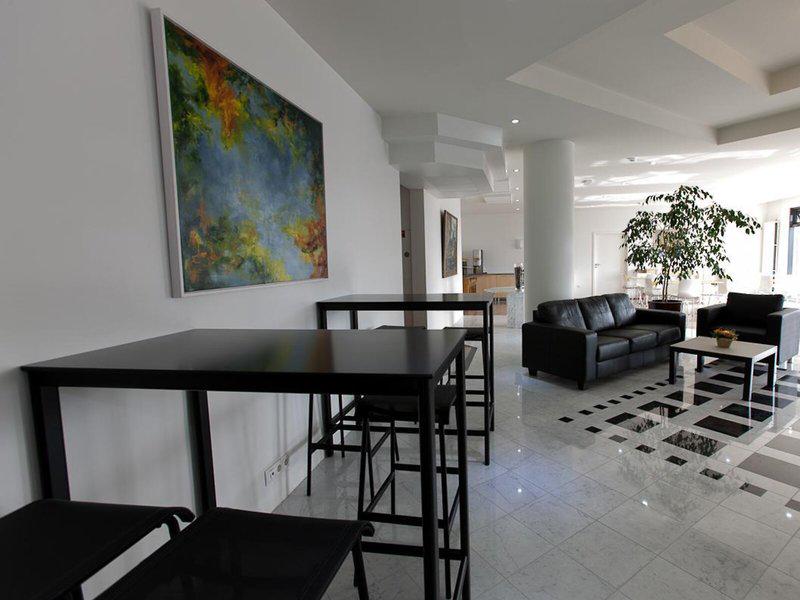 31CBCE1FB808F7007E932AA7CDC24181