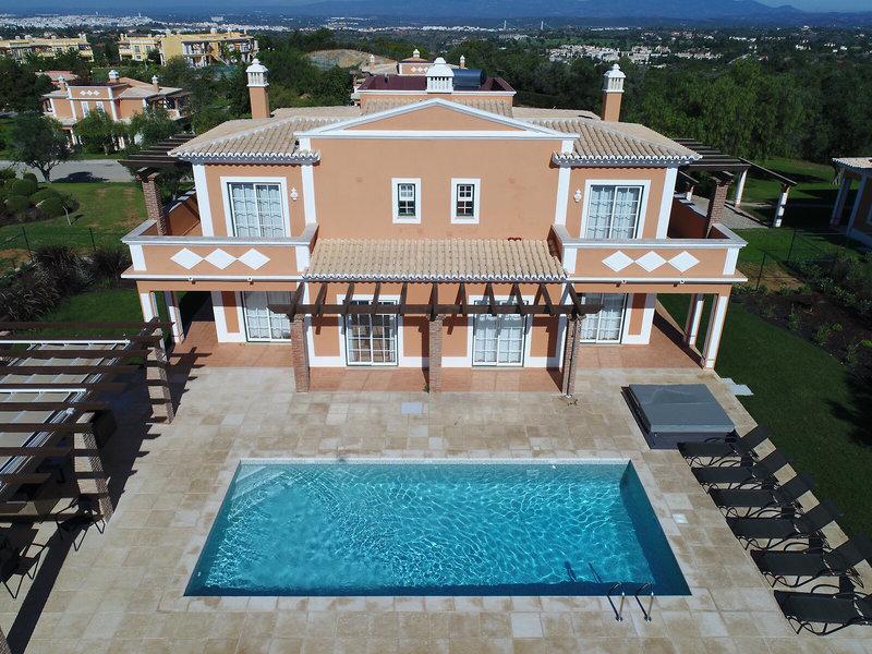 EB5FF04F7E9831EAD04E3E01E6385D70